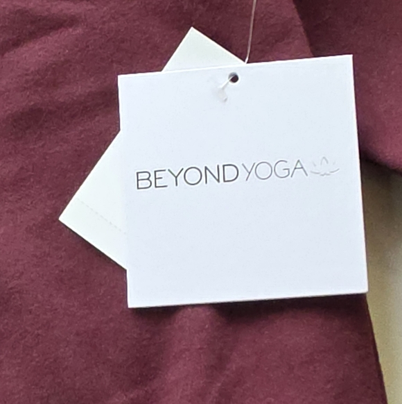 Beyond Yoga Sweater - Picture 5 of 15